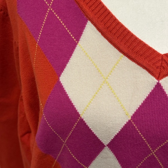 St. John’s Bay V Neck Argyle Sweater - Picture 2 of 4